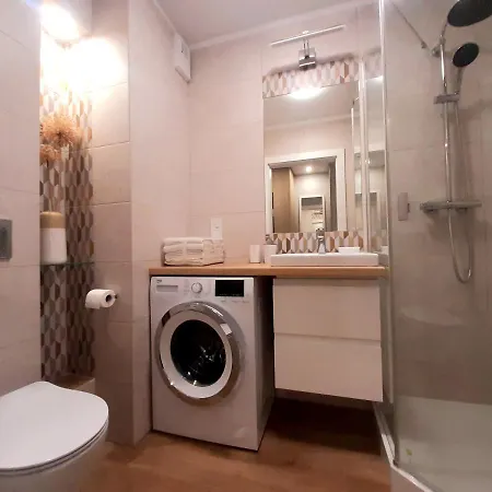 Apartament Luizy Apartment *
